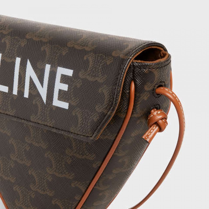 Celine Triangle Bag In Triomphe Kanvas With Celine Print Postacı Çantası Kahverengi | CL-591858